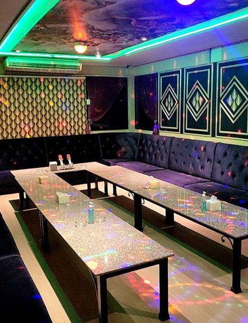 치앙마이 골드스타 가라오케