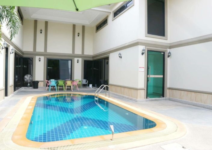 파타야 탑풀빌라