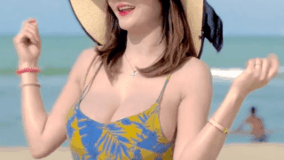 원피스를 입었지만 숨길수없는