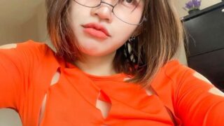 아이구.. 옷이 다 구멍이 났네 ㅠㅠ