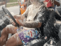 이게 진짜 태국인의 쏭크란인가..ㅋㅋㅋ