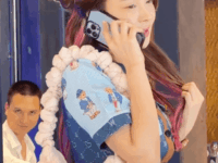 예쁜여자를 쳐다보는 남자ㅋㅋㅋ